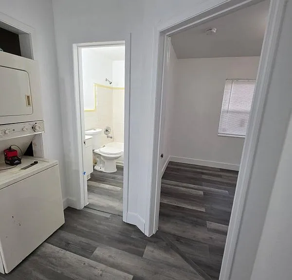 1021 Henrietta Ave #5 — Photo 8