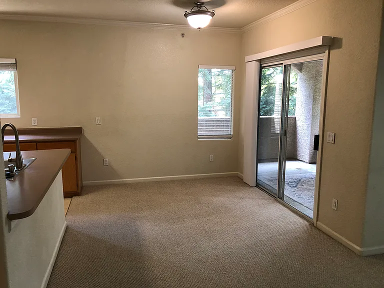 Dinning room.