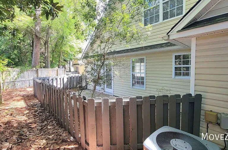 307 Saint Rosea Rd — Photo 20