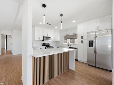 4557 Royal Ridge Way, Las Vegas, NV, 89103