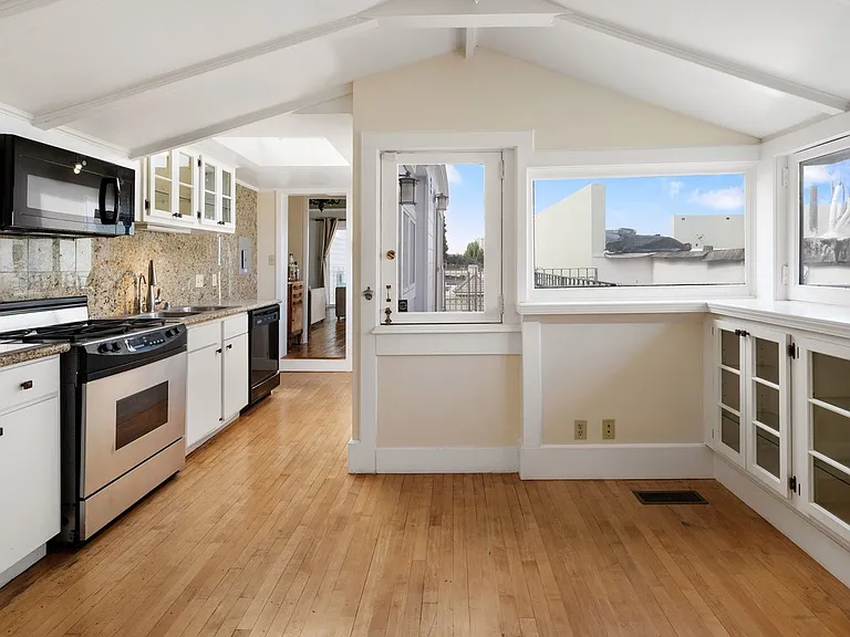 1264 Sacramento St — Photo 31