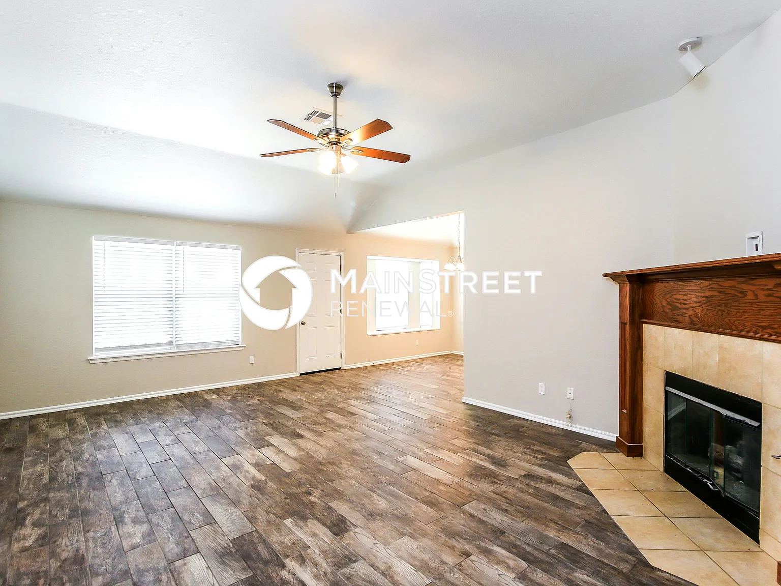 8004 Eagle Cir — Photo 4