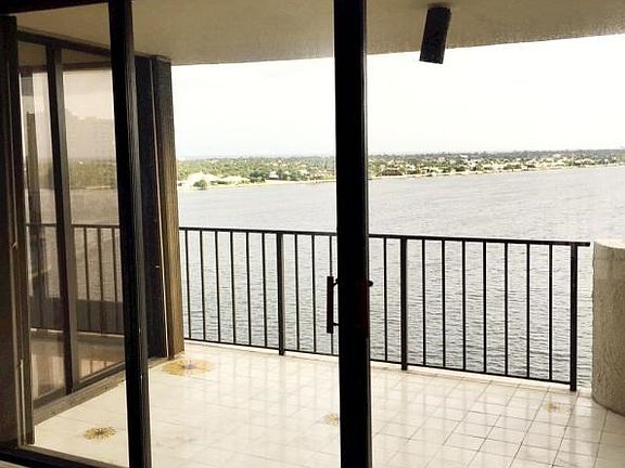 view2