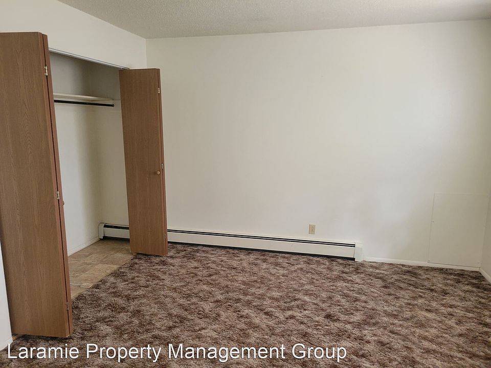 2nd image of 706 Downey St #12
