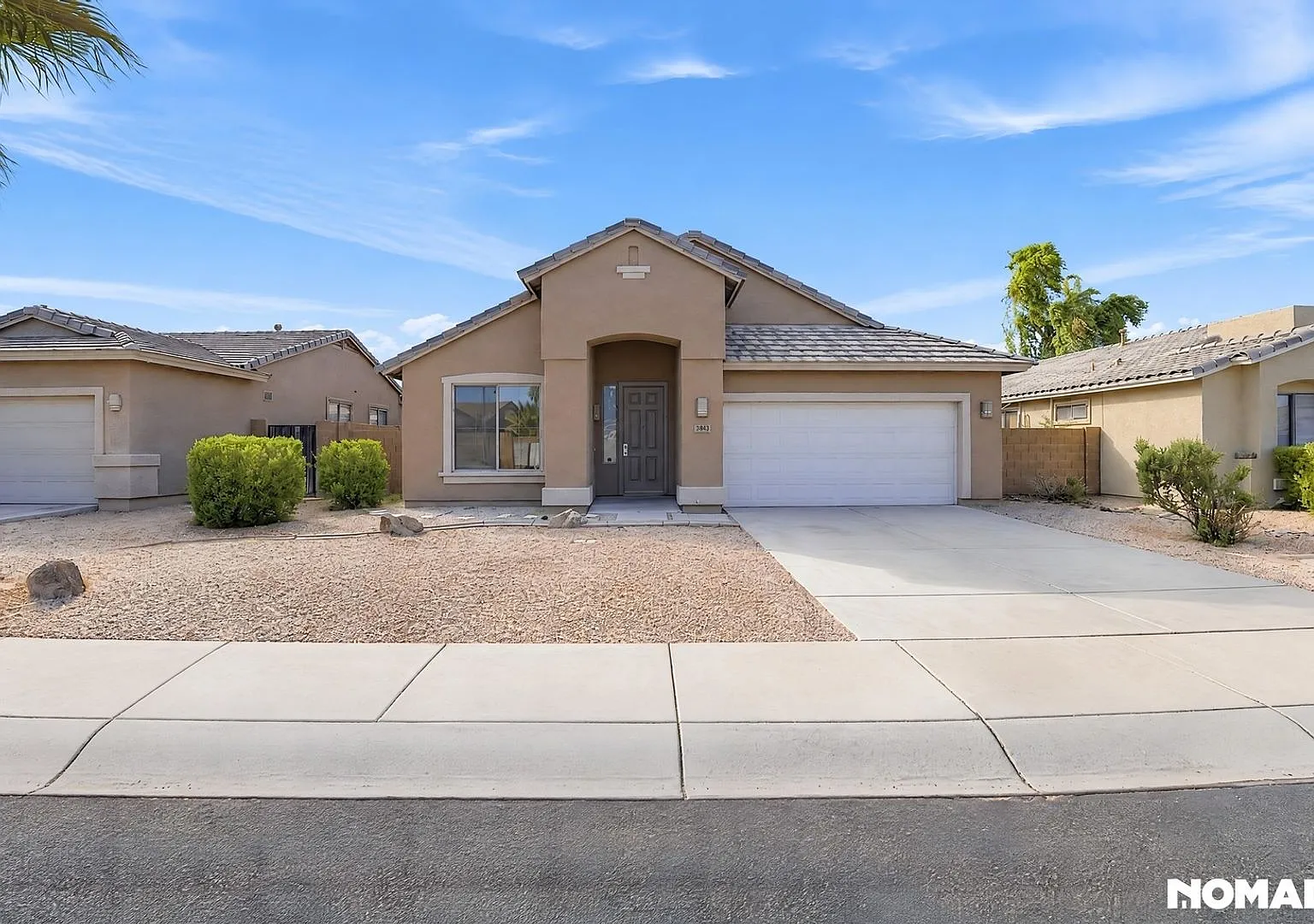 Spacious 4BR House in Avondale — Photo 3