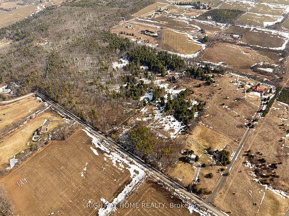 4th image of 262 Golf Course Rd