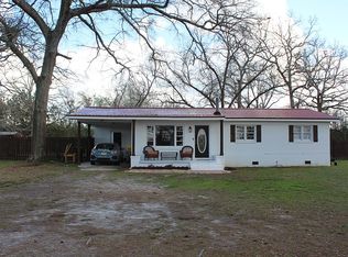 219 Rainbow Rd, Cochran, GA 31014