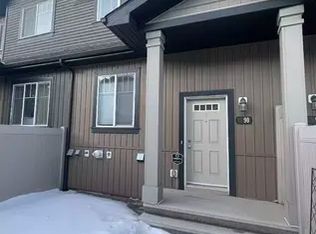 3305 Orchards Link SW #90, Edmonton, AB T6X2H1