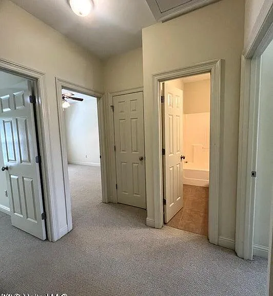 910 Jefferson Dr — Photo 7