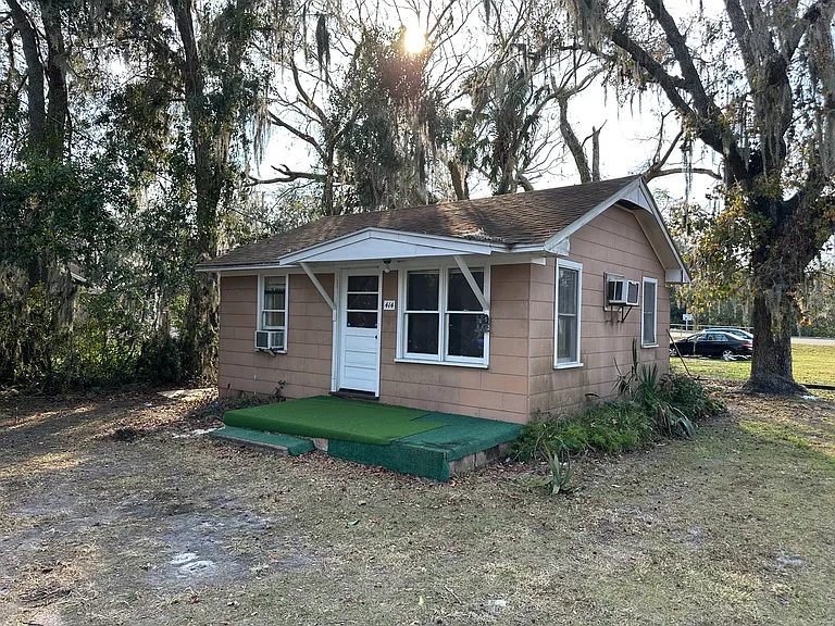 414 S Randolph Ave — Photo 1