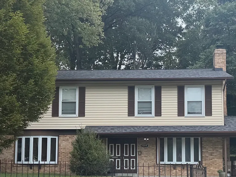 2004 Dana Dr — Photo 5