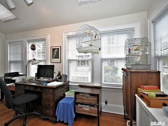 4th image of 15 Revere St