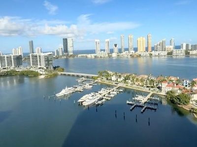 7000 Island Blvd APT 2409/2410, Aventura, FL, 33160