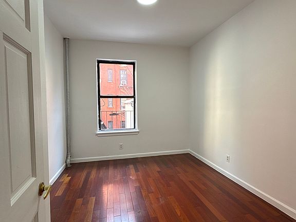4th image of 1 Arden St #2022