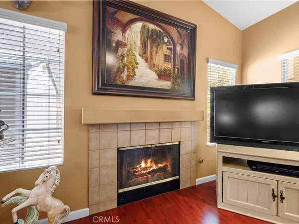 15070 Spring St, Fontana, CA 92335