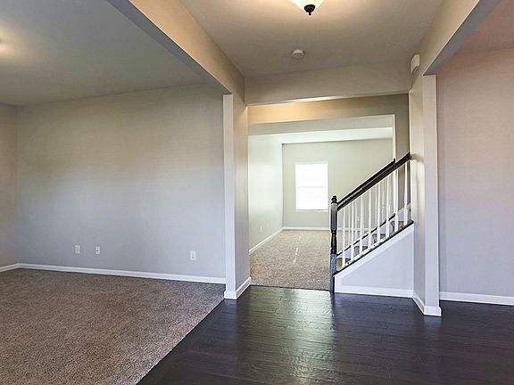 5th image of 101 Jasmond Ct