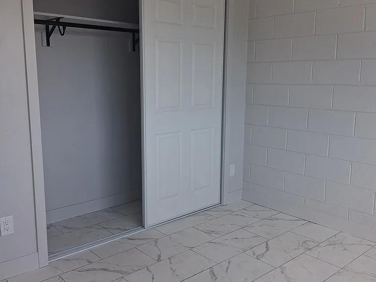 1451 Parsons Ave #A — Photo 2