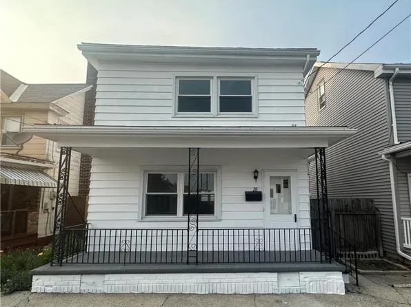 28 E Hazard St, Summit Hill, PA 18250
