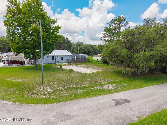 5th image of 1305 2ND Avenue
