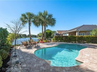 11910 NW 83rd Pl, Pompano Beach, FL 33076