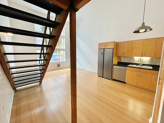 5th image of 175 Bluxome St Unit 107