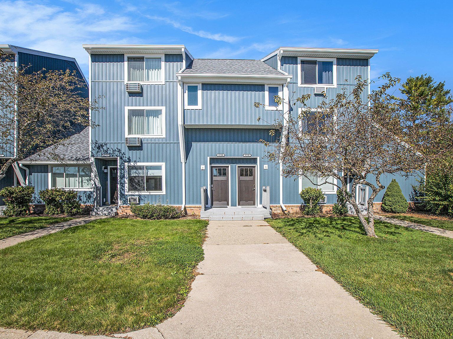 5734 Hilltop Way #14