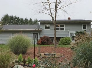 55720 68th Ave, Lawrence, MI 49064