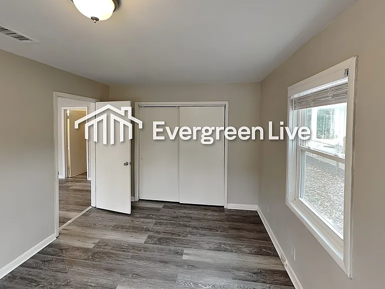 2492 Connally Dr — Photo 15