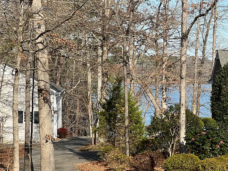 303 Lake Pointe Dr — Photo 34