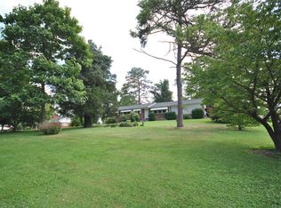 101 Cusick Cir, Lenoir City, TN 37772