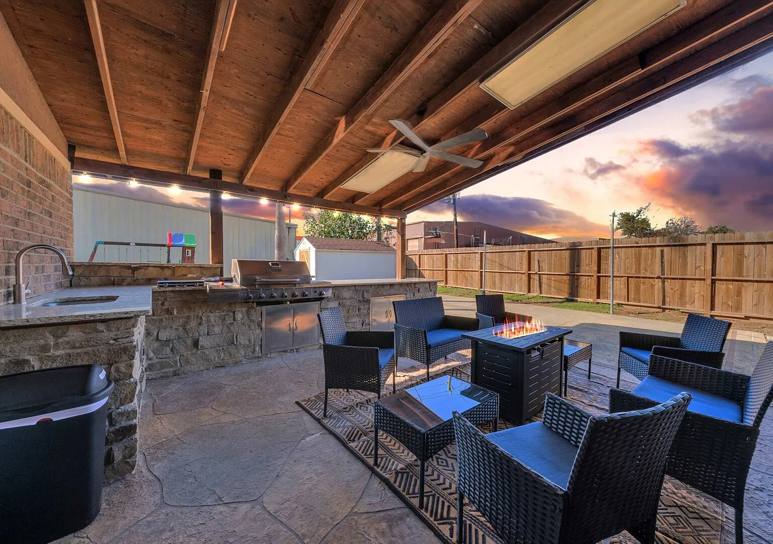 Spacious 6BR House | Sleeps 15 | 1GB|WD | Galleria — Photo 4