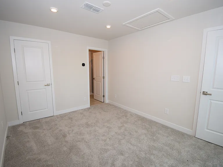 4810 Chastain Ave — Photo 32