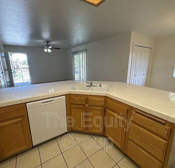 2822 N Zachary St — Photo 10