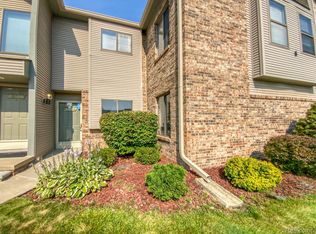 42586 Lilley Pointe Dr, Canton, MI