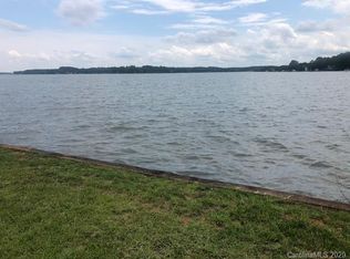 2529 Ranger Island Rd, Denver, NC 28037