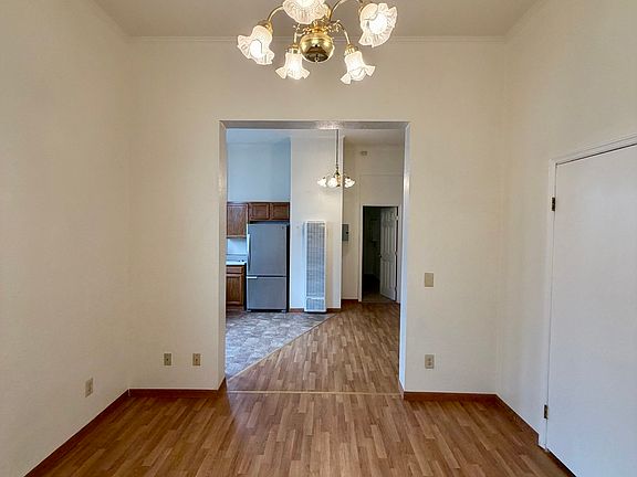 3rd image of 4811 Shattuck Ave APT D