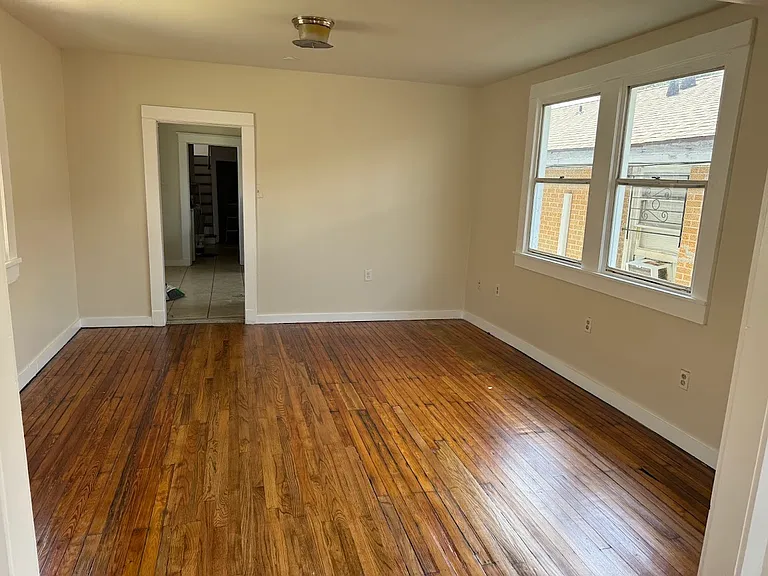 2105 Clouet St — Photo 5