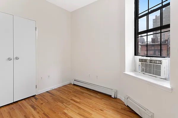 Rented by Douglas Elliman | media 6