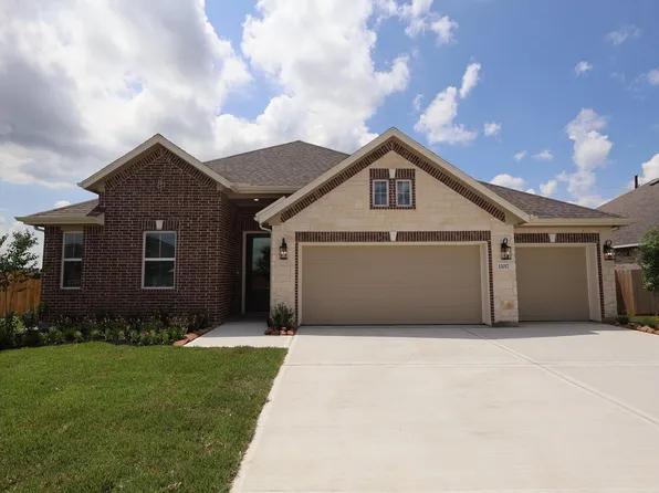 12017 Willow Way Ave, Mont Belvieu, TX 77535