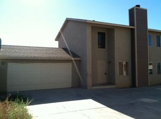 15431 Kiamichi Rd #2, Apple Valley, CA 92307