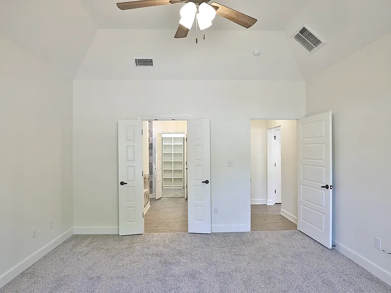 5702 Legacy Dr — Photo 26