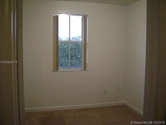 3rd image of 11642 NW 77th Ter