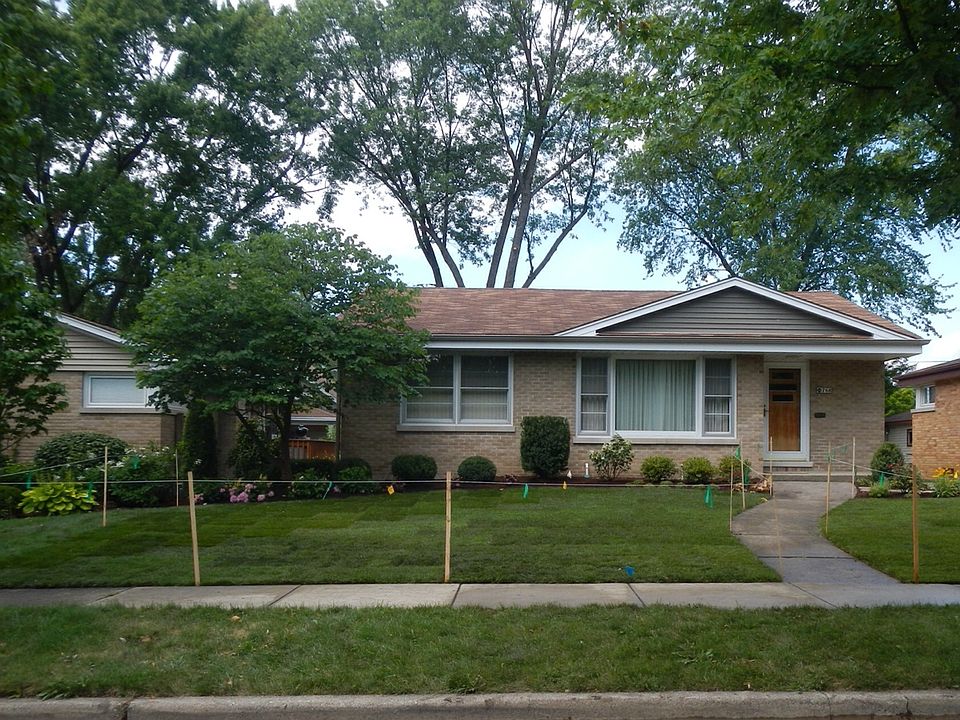 1st image of 768 S Fairfield Ave