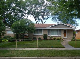 768 S Fairfield Ave, Elmhurst, IL