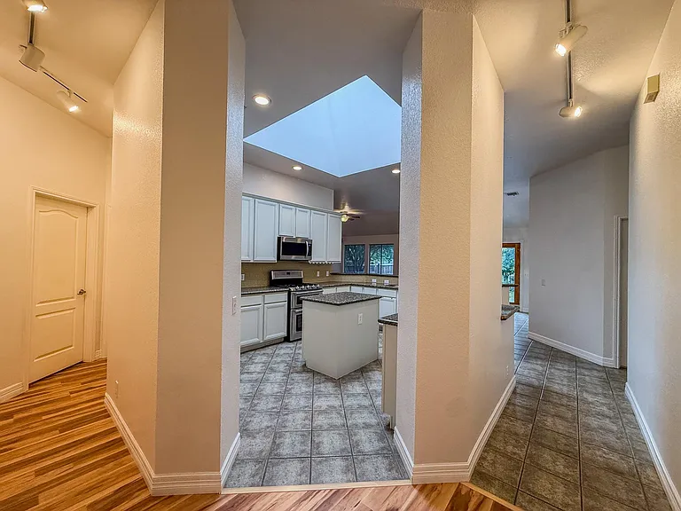 16908 Cactus Blossom Dr — Photo 9
