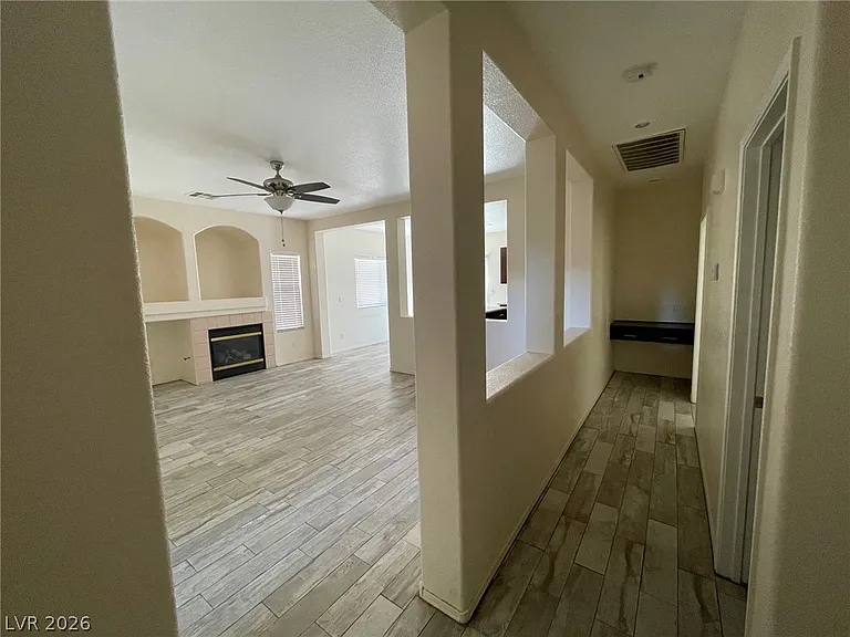 2303 Radiant Beam Ave — Photo 2