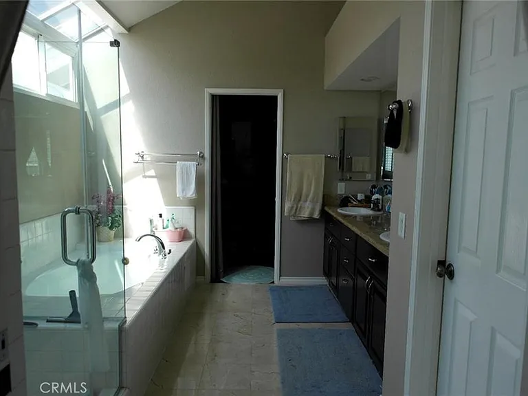 1854 Brooke Ln — Photo 21