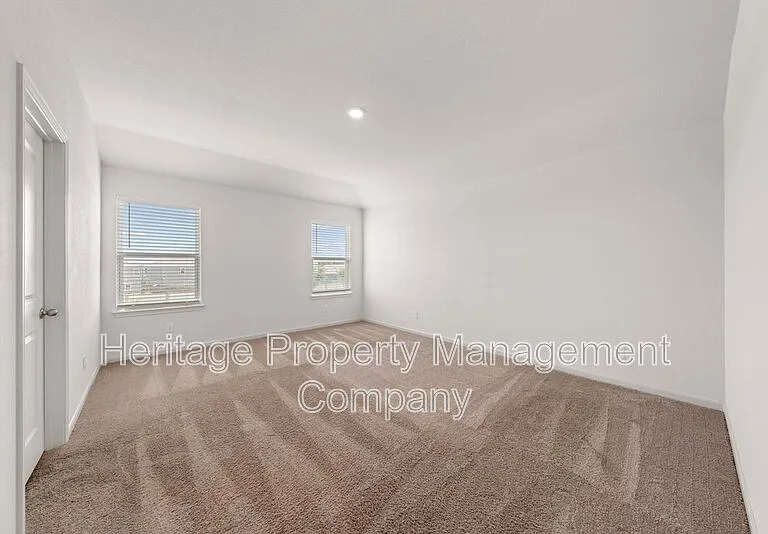 11038 Chatham Ct — Photo 15