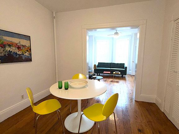4th image of 271 6th St #3