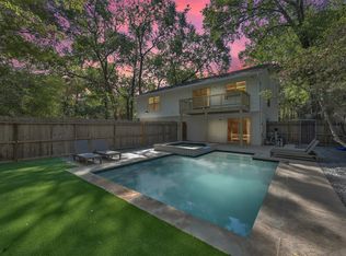 17 Kittiwake Ct, Spring, TX 77380